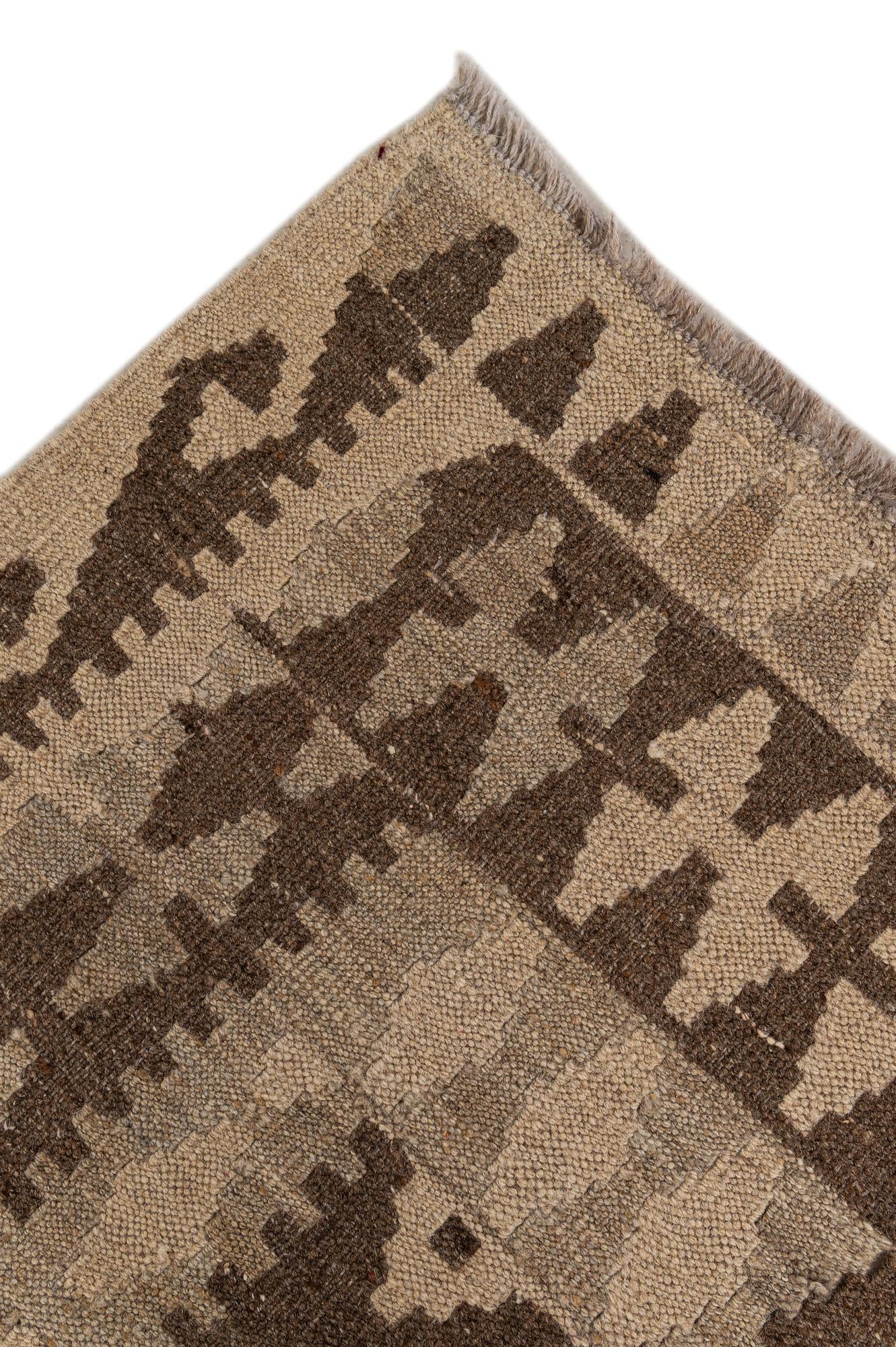 6' 11 x 9' 8 Hand Woven Kilim Maymana Wool Rug