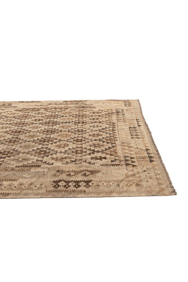Detail image of 6' 11 x 9' 6 Hand Woven Kilim Maymana Wool Rug