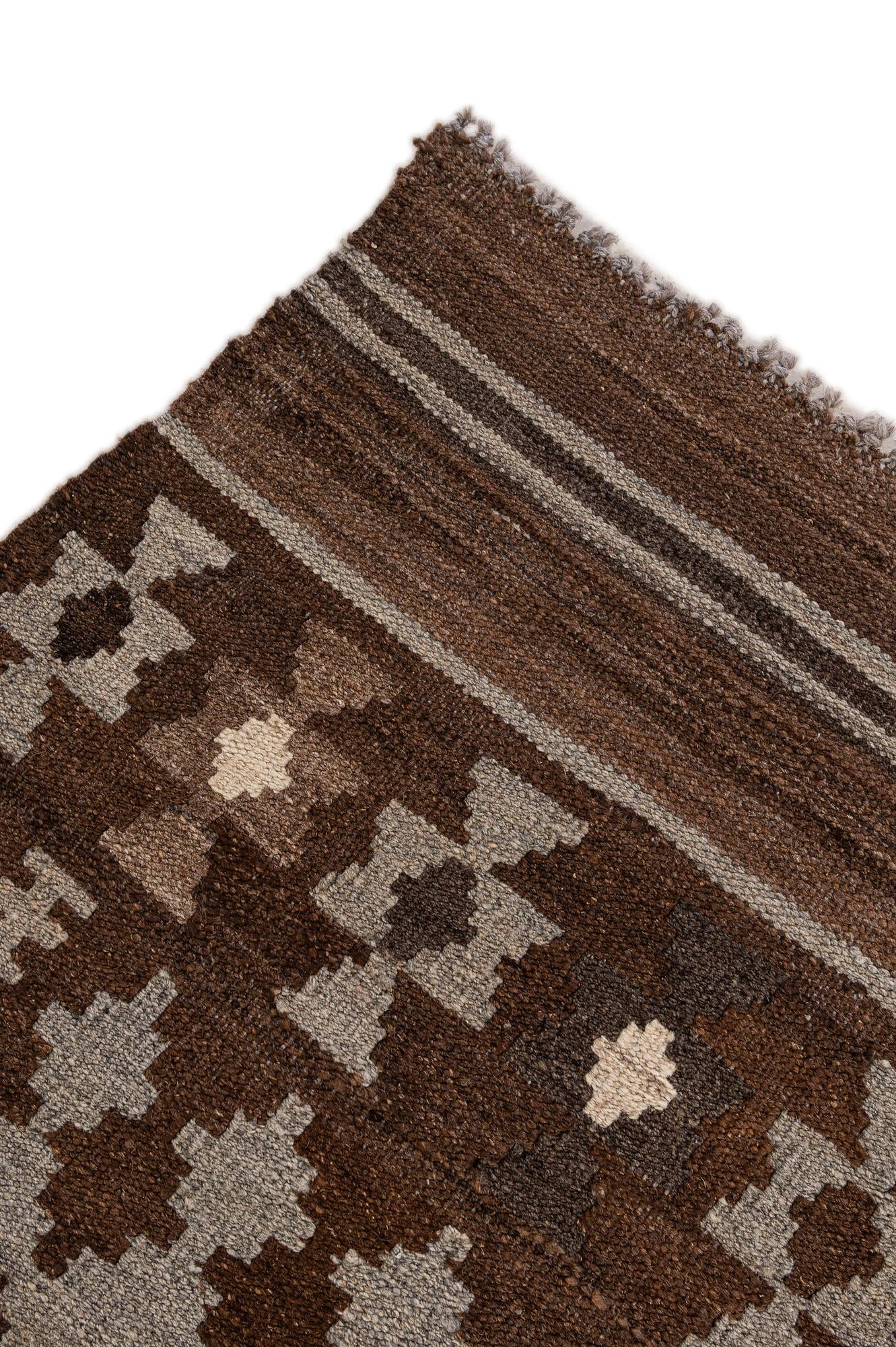7' x 10' Hand Woven Kilim Maymana Wool Rug