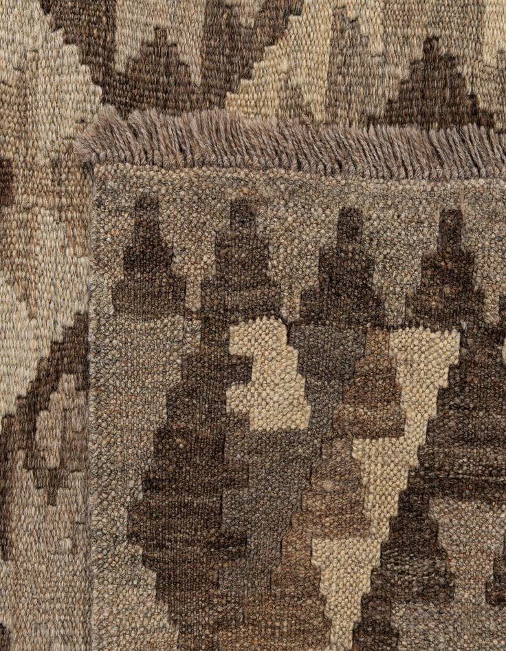 Detail image of 3' 5 x 4' 9  Hand Woven Kilim Maymana Wool Rug