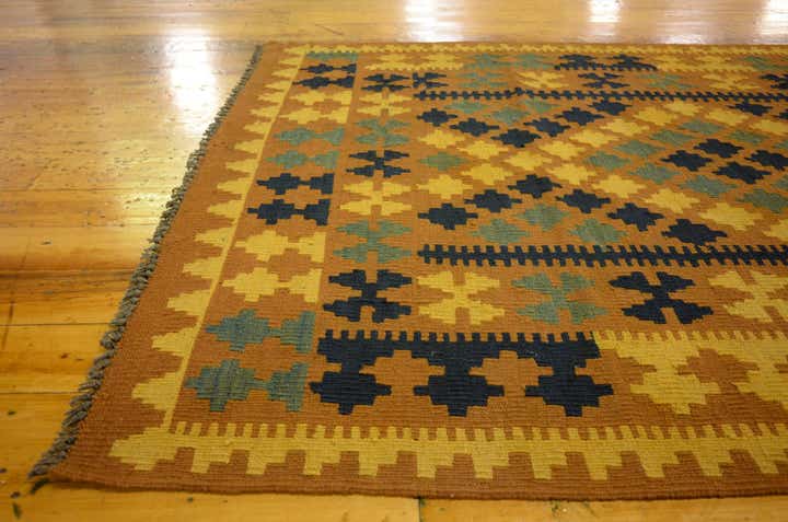 3' 4 x 6' 5 Hand Woven Kilim Maymana Wool Rug
