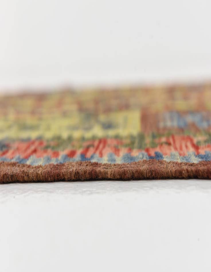 Detail image of 3' 4 x 6' 3 Hand Woven Kilim Maymana Wool Rug