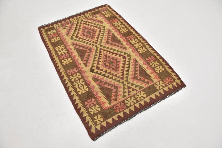 Detail image of 3' 3 x 4' 10 Hand Woven Kilim Maymana Wool Rug