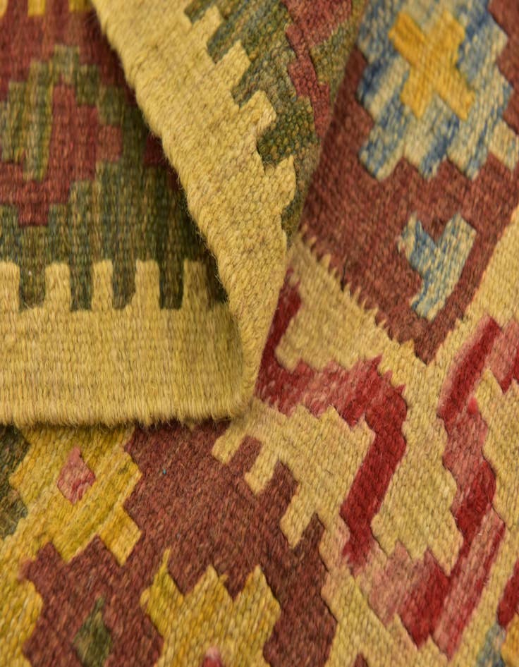 Detail image of 3' 3 x 4' 10  Hand Woven Kilim Maymana Wool Rug
