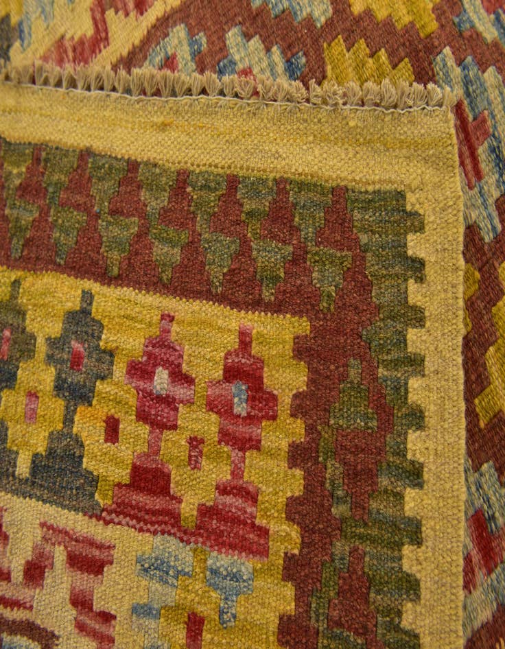 Detail image of 3' 3 x 4' 10  Hand Woven Kilim Maymana Wool Rug