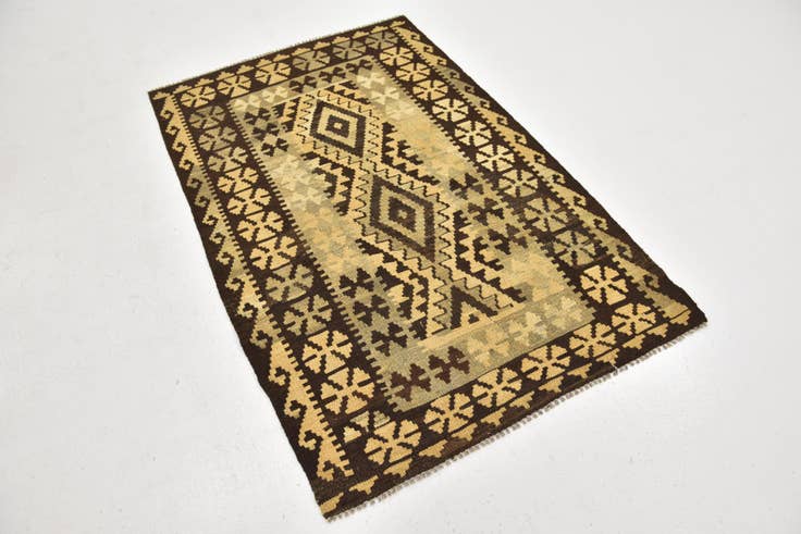 Detail image of 3' 4 x 5' Hand Woven Kilim Maymana Wool Rug