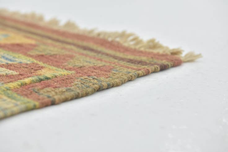 Detail image of 3' 3 x 5' Hand Woven Kilim Maymana Wool Rug