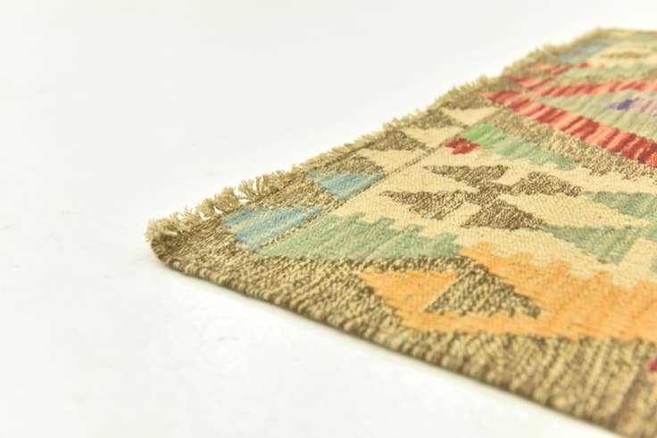 Detail image of 2' 9 x 4' Hand Woven Kilim Maymana Wool Rug