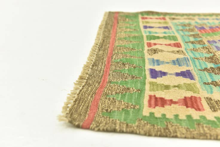 Detail image of 2' 7 x 4' Hand Woven Kilim Maymana Wool Rug