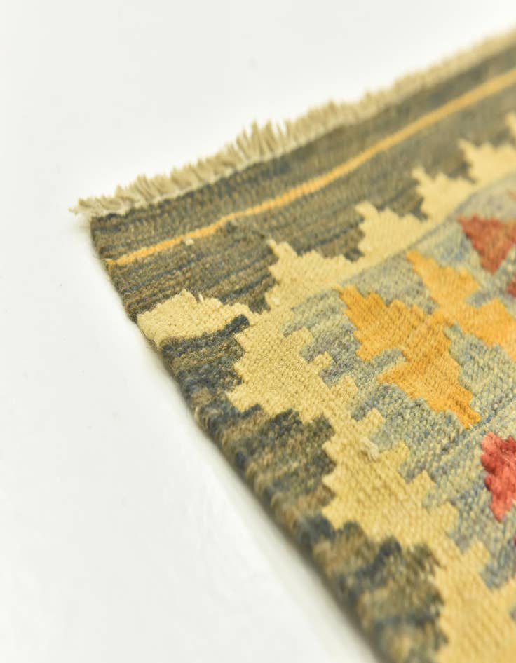 Detail image of 3' 1 x 6' 4  Hand Woven Kilim Maymana Wool Rug