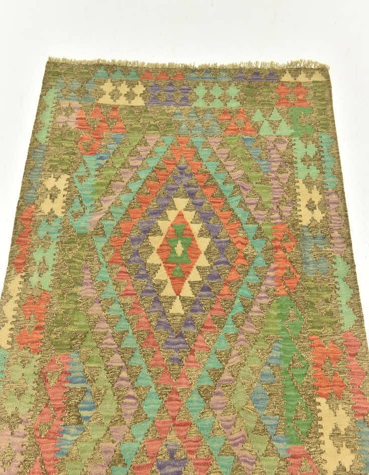 Detail image of 4' x 5' 7  Hand Woven Kilim Maymana Wool Rug