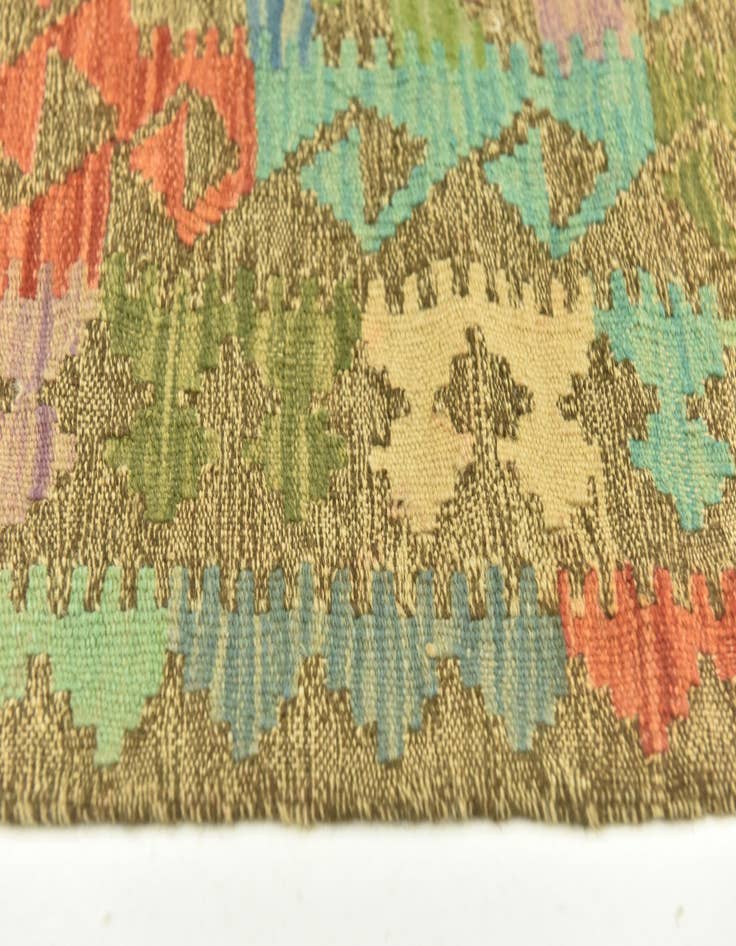 Detail image of 4' x 5' 7  Hand Woven Kilim Maymana Wool Rug