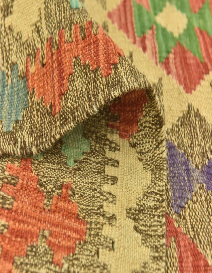 Detail image of 4' x 5' 7  Hand Woven Kilim Maymana Wool Rug