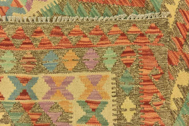 4' x 6' 4 Hand Woven Kilim Maymana Wool Rug