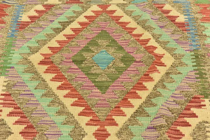 4' 2 x 5' 9 Hand Woven Kilim Maymana Wool Rug