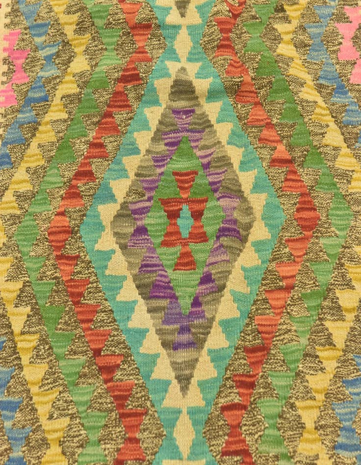 Detail image of 4' 1 x 5' 10  Hand Woven Kilim Maymana Wool Rug