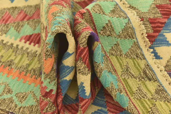 4' 9 x 6' 9 Hand Woven Kilim Maymana Wool Rug