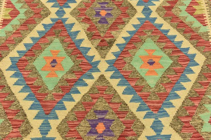 4' 9 x 6' 9 Hand Woven Kilim Maymana Wool Rug
