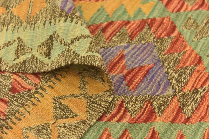 4' 10 x 6' 5 Hand Woven Kilim Maymana Wool Rug