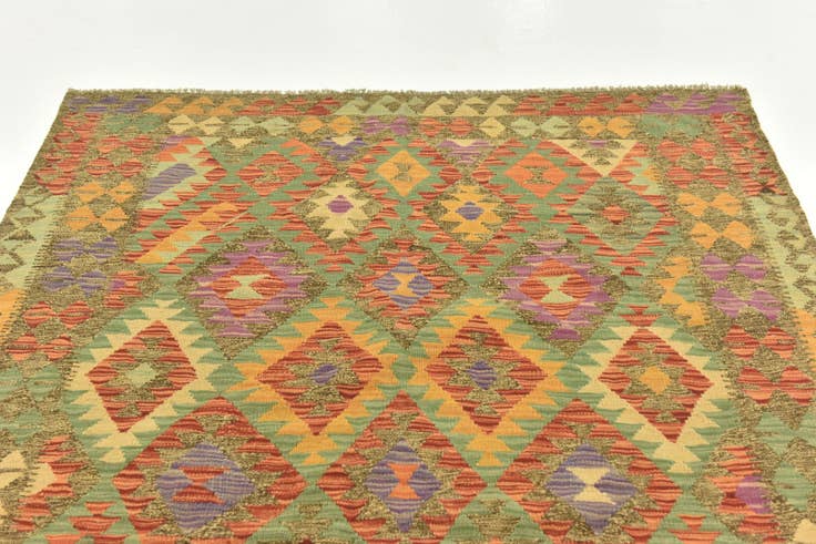 Detail image of 4' 10 x 6' 5 Hand Woven Kilim Maymana Wool Rug