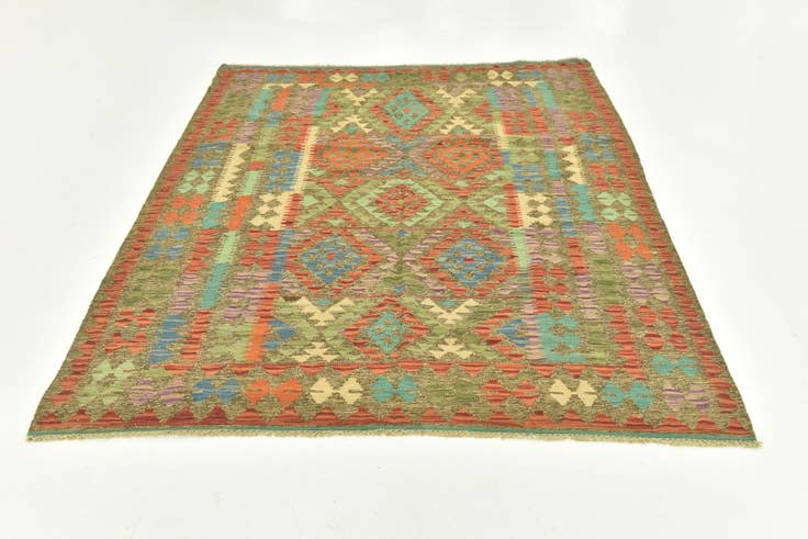 Detail image of 5' x 6' 6 Hand Woven Kilim Maymana Wool Rug