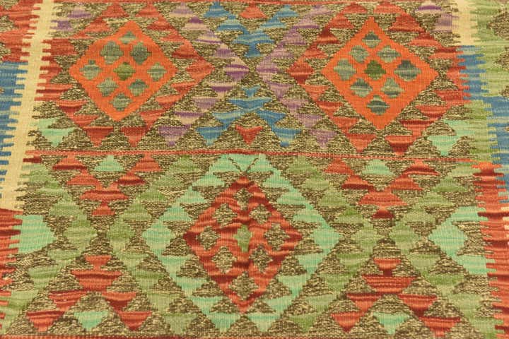 5' x 6' 6 Hand Woven Kilim Maymana Wool Rug