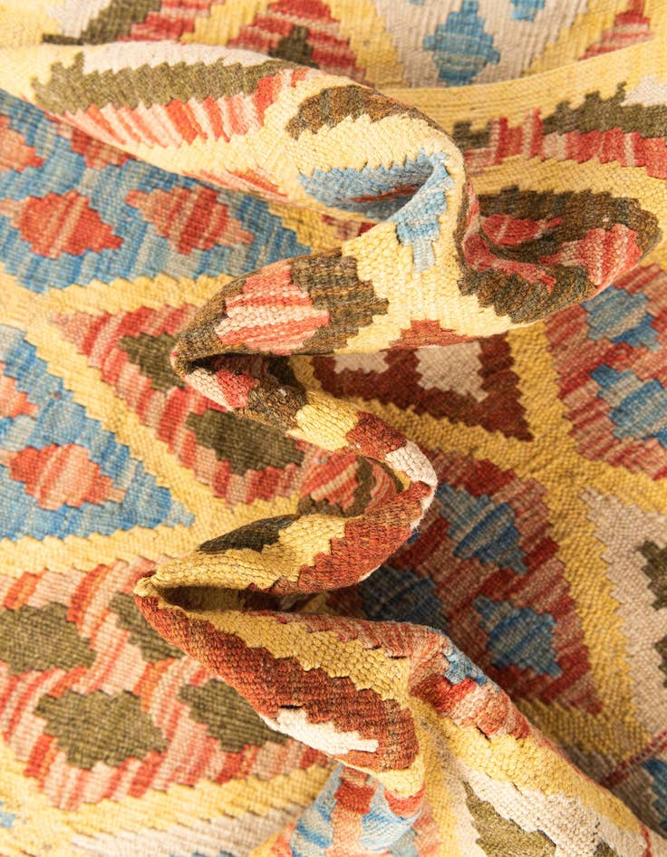 Detail image of 5' x 6' 5  Hand Woven Kilim Maymana Wool Rug