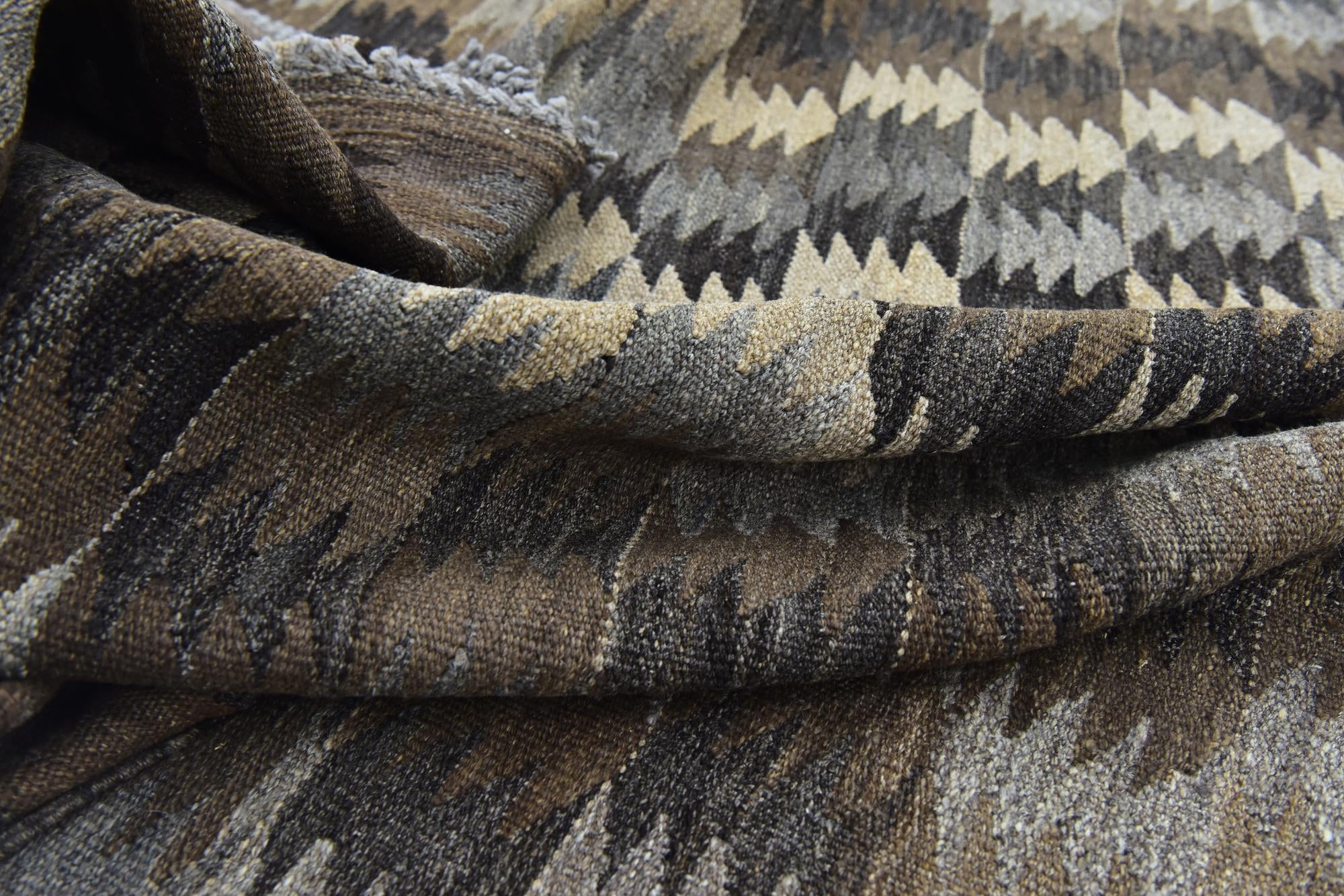 5' 8 x 8' 2 Hand Woven Kilim Modern Wool Rug