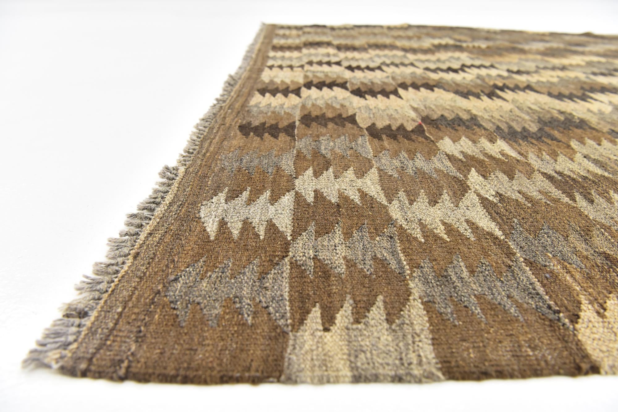 5' 8 x 8' 2 Hand Woven Kilim Modern Wool Rug