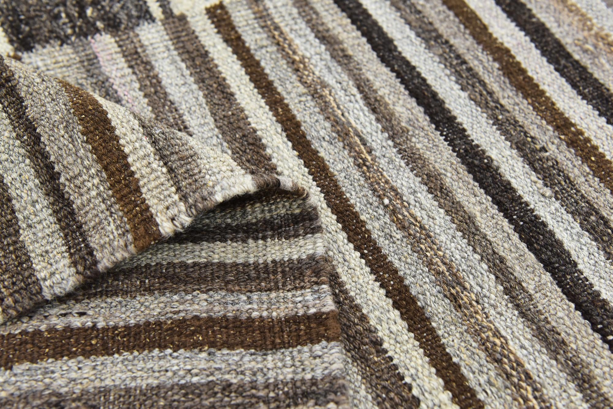 5' 5 x 7' 9 Hand Woven Kilim Modern Wool Rug