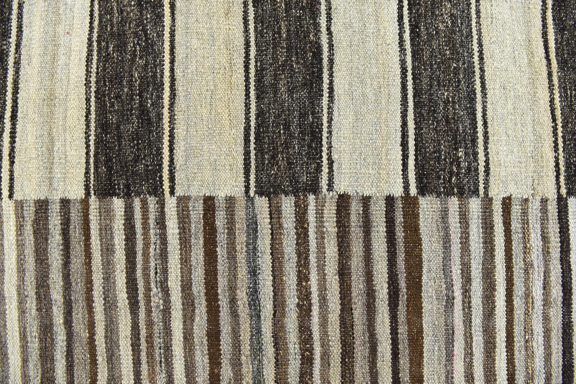 5' 5 x 7' 9 Hand Woven Kilim Modern Wool Rug