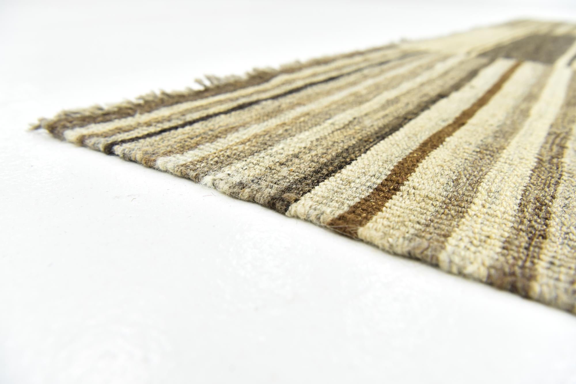 5' 5 x 7' 9 Hand Woven Kilim Modern Wool Rug