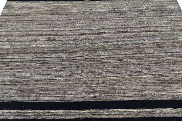Detail image of 5' 10 x 7' 6 Hand Woven Kilim Modern Wool Rug
