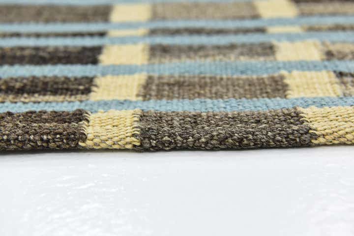 5' 6 x 8' Hand Woven Kilim Modern Wool Rug