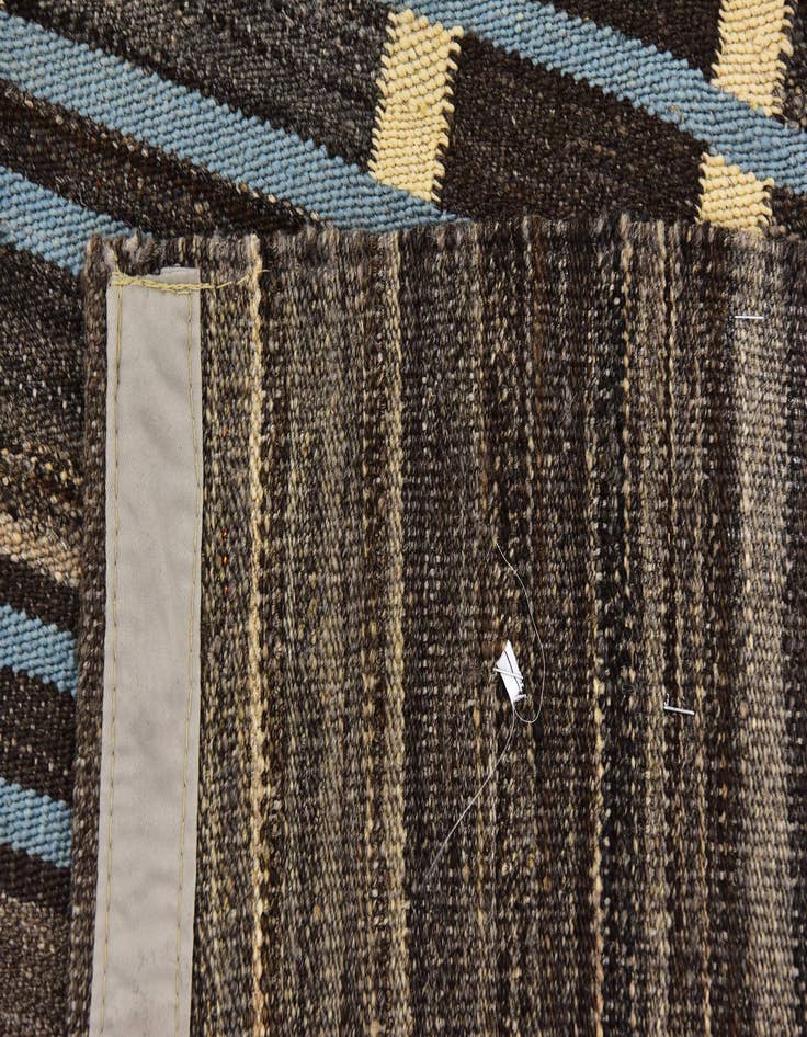 Detail image of 5' 8 x 8' 2  Hand Woven Kilim Modern Wool Rug