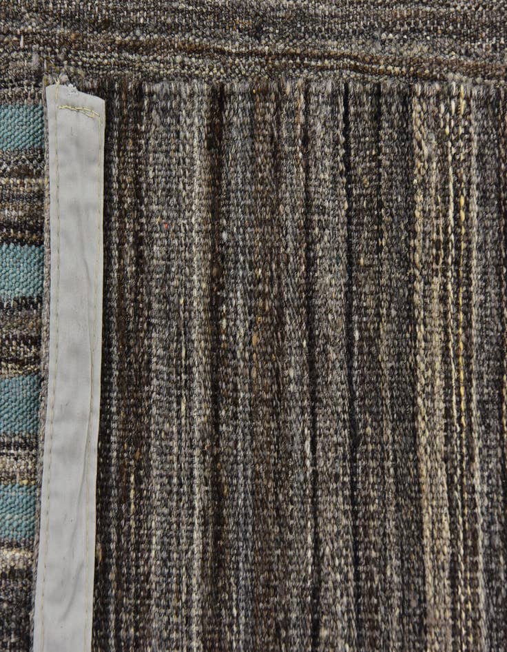 Detail image of 5' 9 x 8' 3  Hand Woven Kilim Modern Wool Rug