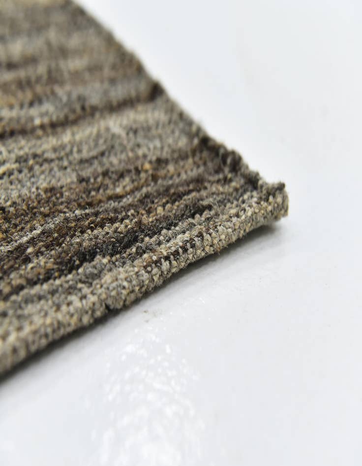 Detail image of 5' 9 x 8' 3  Hand Woven Kilim Modern Wool Rug