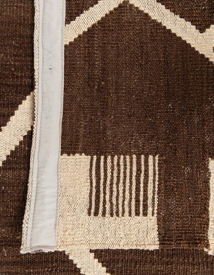 Detail image of 8' 8 x 11' 7  Hand Woven Kilim Modern Wool Rug