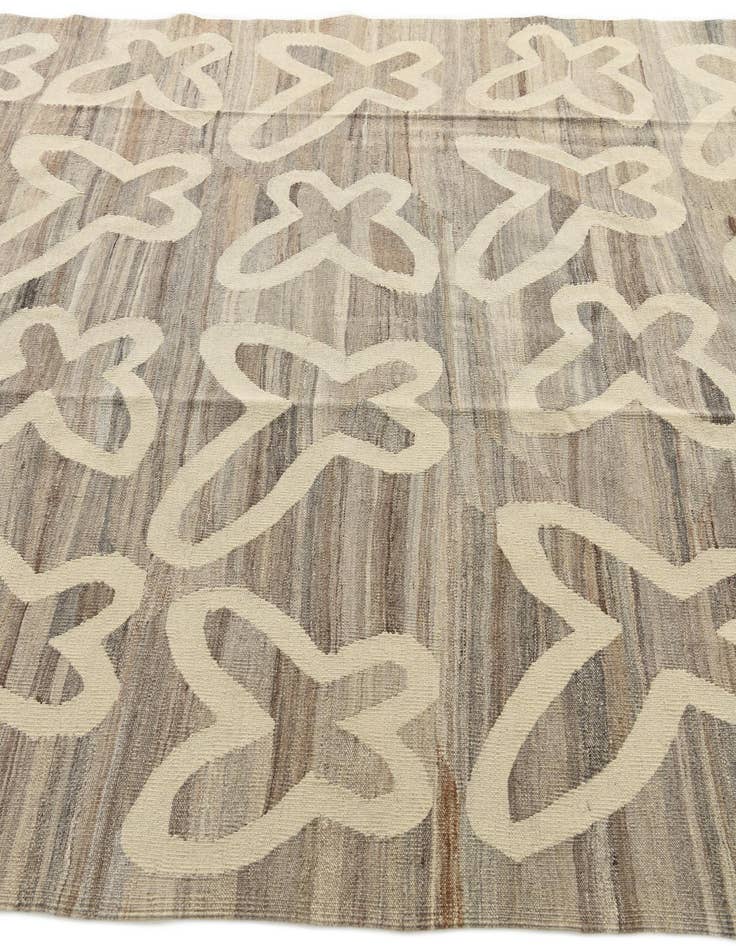 Detail image of 6' 6 x 9' 5  Hand Woven Kilim Modern Wool Rug