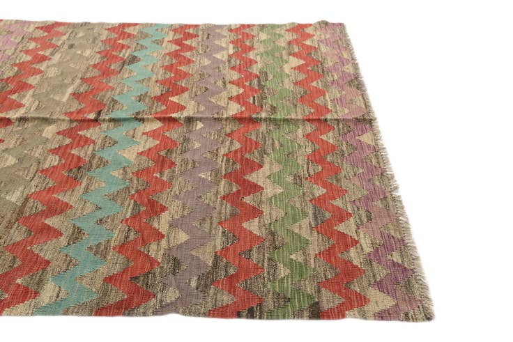 Detail image of 5' 5 x 7' 6 Hand Woven Kilim Modern Wool Rug