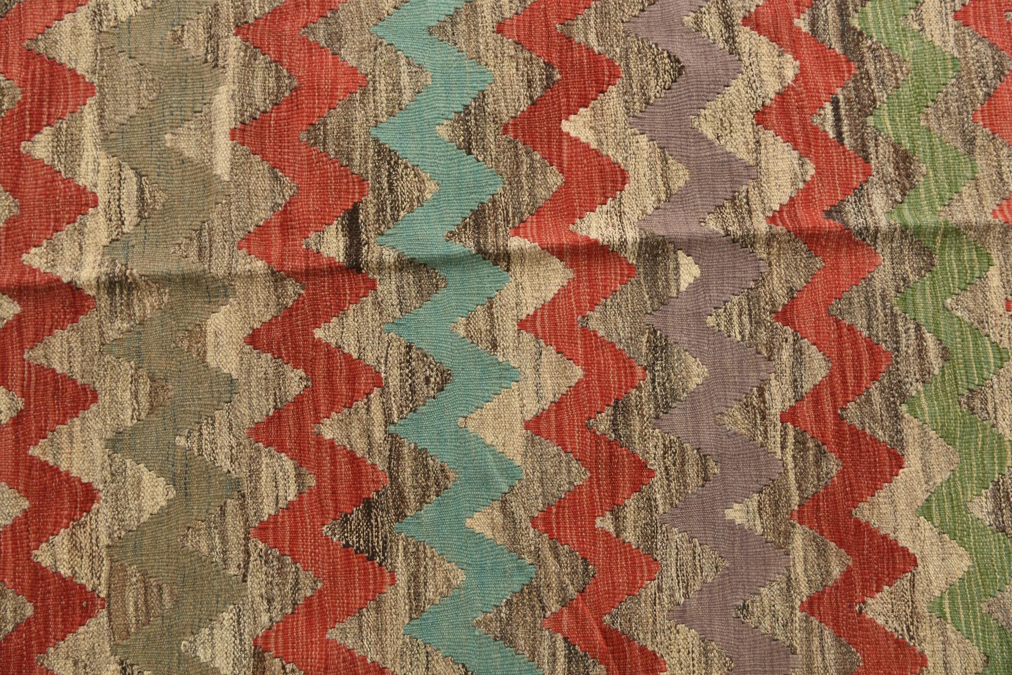 5' 5 x 7' 6 Hand Woven Kilim Modern Wool Rug