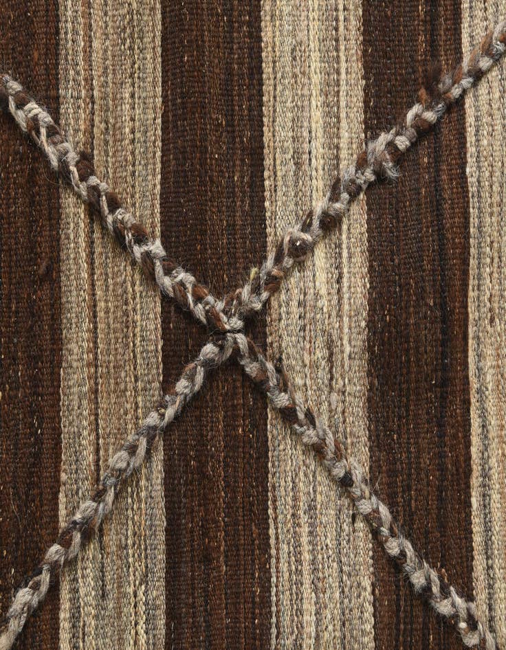 Detail image of 6' 6 x 9' 9  Hand Woven Kilim Modern Wool Rug