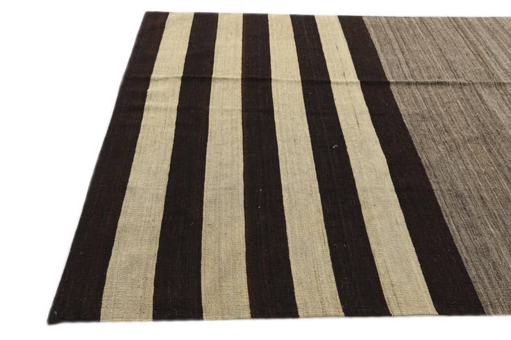 Detail image of 5' 9 x 7' 9 Hand Woven Kilim Modern Wool Rug