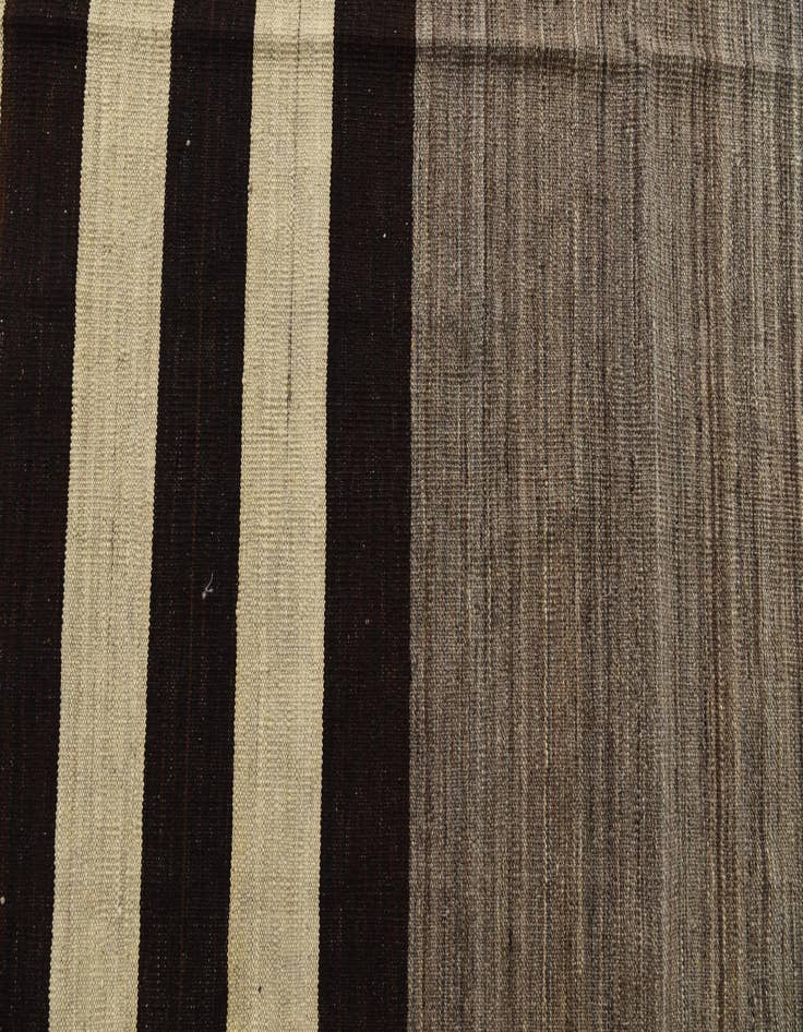 Detail image of 5' 9 x 7' 9  Hand Woven Kilim Modern Wool Rug