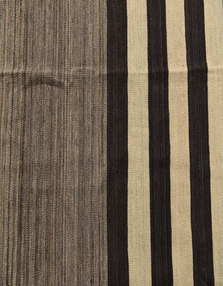 Detail image of 5' 8 x 8'  Hand Woven Kilim Modern Wool Rug