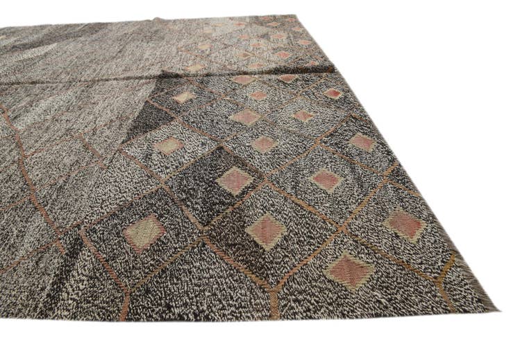 Detail image of 7' 3 x 9' 1 Hand Woven Kilim Modern Wool Rug