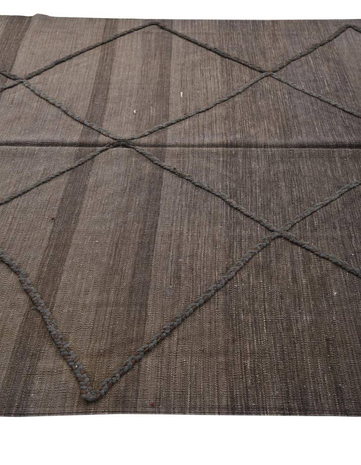 Detail image of 5' 9 x 8'  Hand Woven Kilim Modern Wool Rug