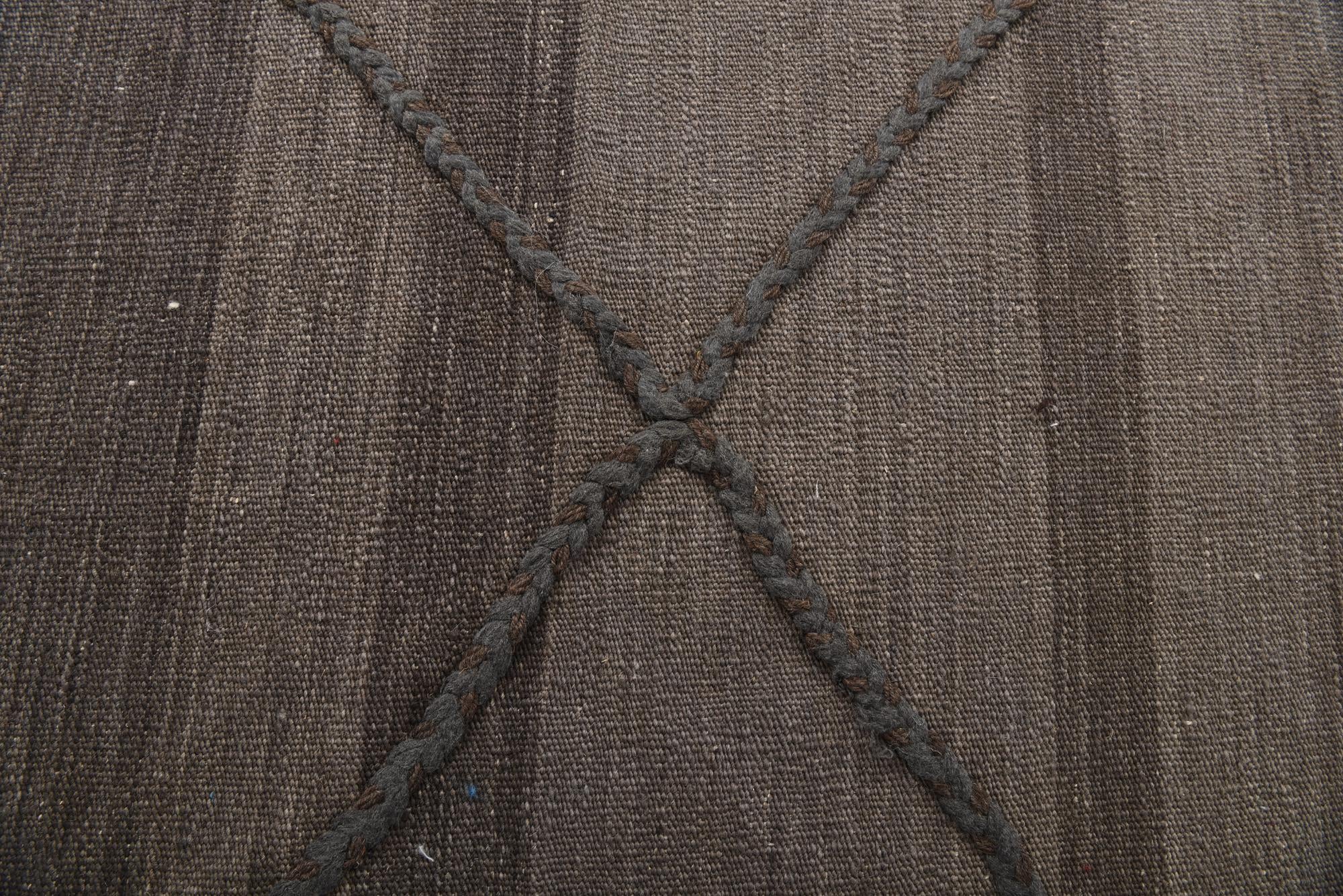 5' 9 x 8' Hand Woven Kilim Modern Wool Rug