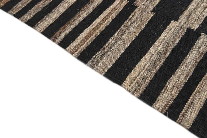 5' 3 x 6' 5 Hand Woven Kilim Modern Wool Rug