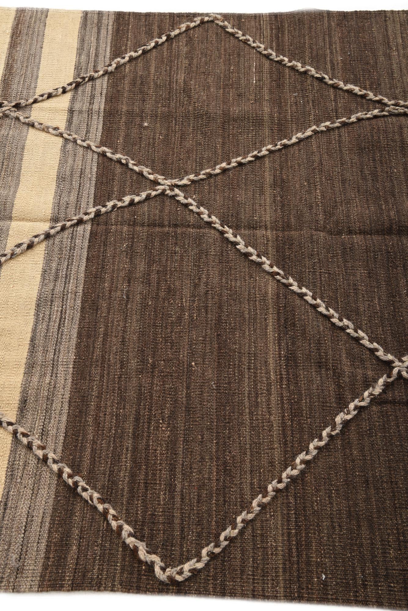 4' 2 x 6' Hand Woven Kilim Modern Wool Rug